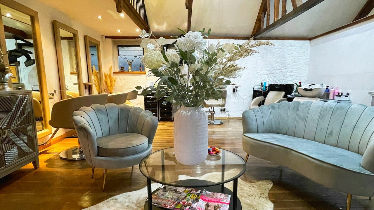 e569616b-5e1e-4084-8c0b-a5b53fb19eba-3850370