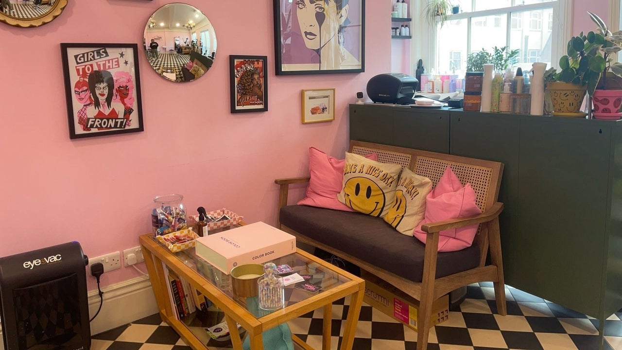 e591bd2b-b2a4-4242-a66a-7f0461e7c12c-riotcrrrl-gb-england-brightonandhove-fresha-2974791