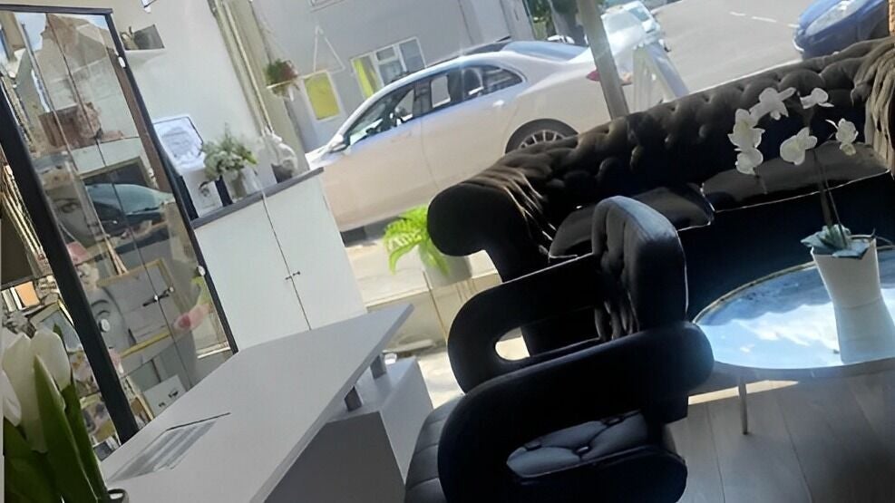 e5ac7414-43cc-4e81-9fa8-18290b2cffa1-beautybox-gb-england-gillingham-fresha-1924404