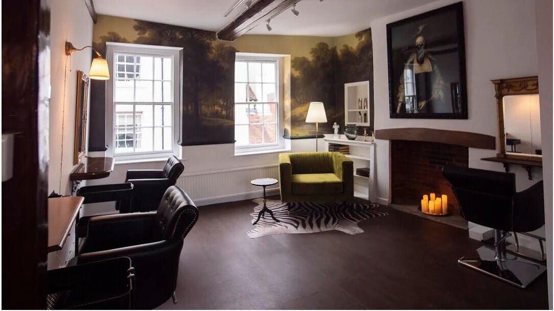 e5e43fa8-9c9c-4ebf-b3b4-d1cf279d6b2d-jackthewolfe-gb-england-lymington-fresha-5657145