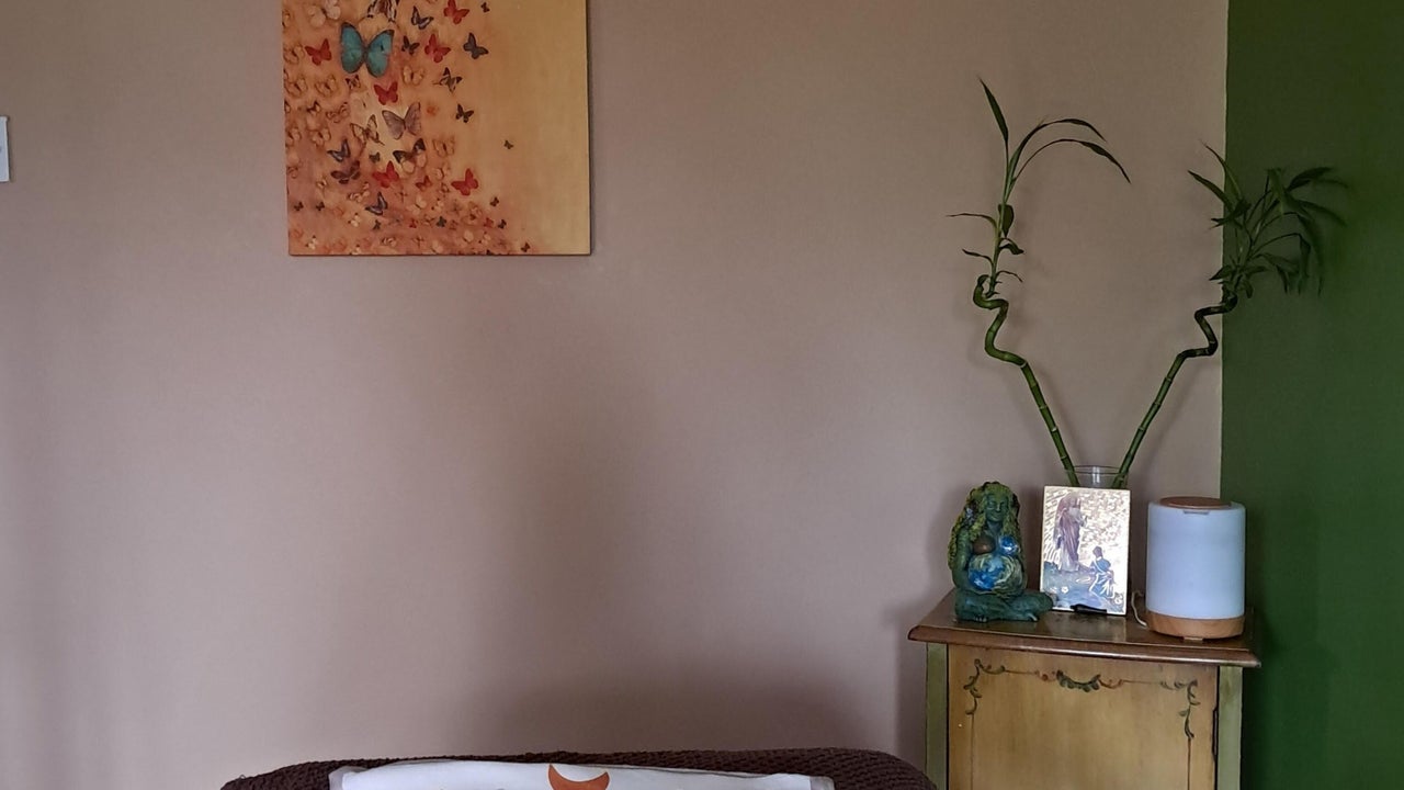 e5f8674c-6eb4-4e33-a956-142eac2d5fa3-giovannabaistrocchi-energytherapistbodywisdomcoach-gb-northernireland-craigavon-fresha-6688695