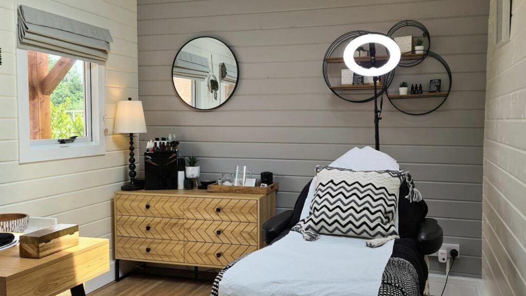 e6512498-f70b-4312-88d5-26f44b8853b2-2724768