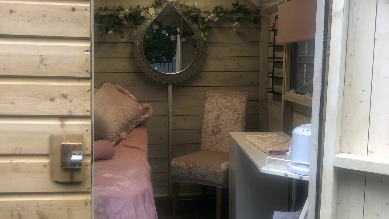 e6a8901f-4dfe-492a-b156-2fc3a71a7638-4567737