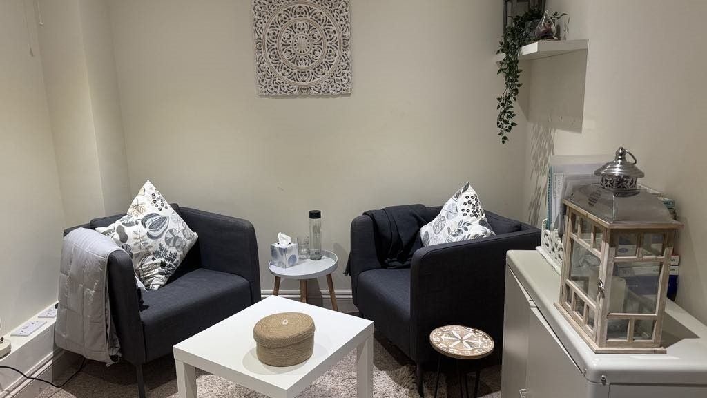 e6ce76d3-96ab-4ad1-b033-cd1b043e3a84-rewellnesscounsellingcentre-gb-broadstone-fresha-6258451