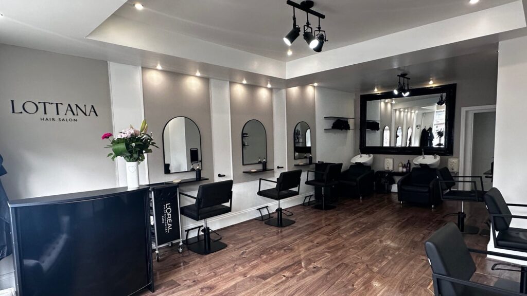 e7493b75-4d47-4305-bd99-64097c385e9f-lottanahairsalon-gb-england-greenfield-fresha-3354608