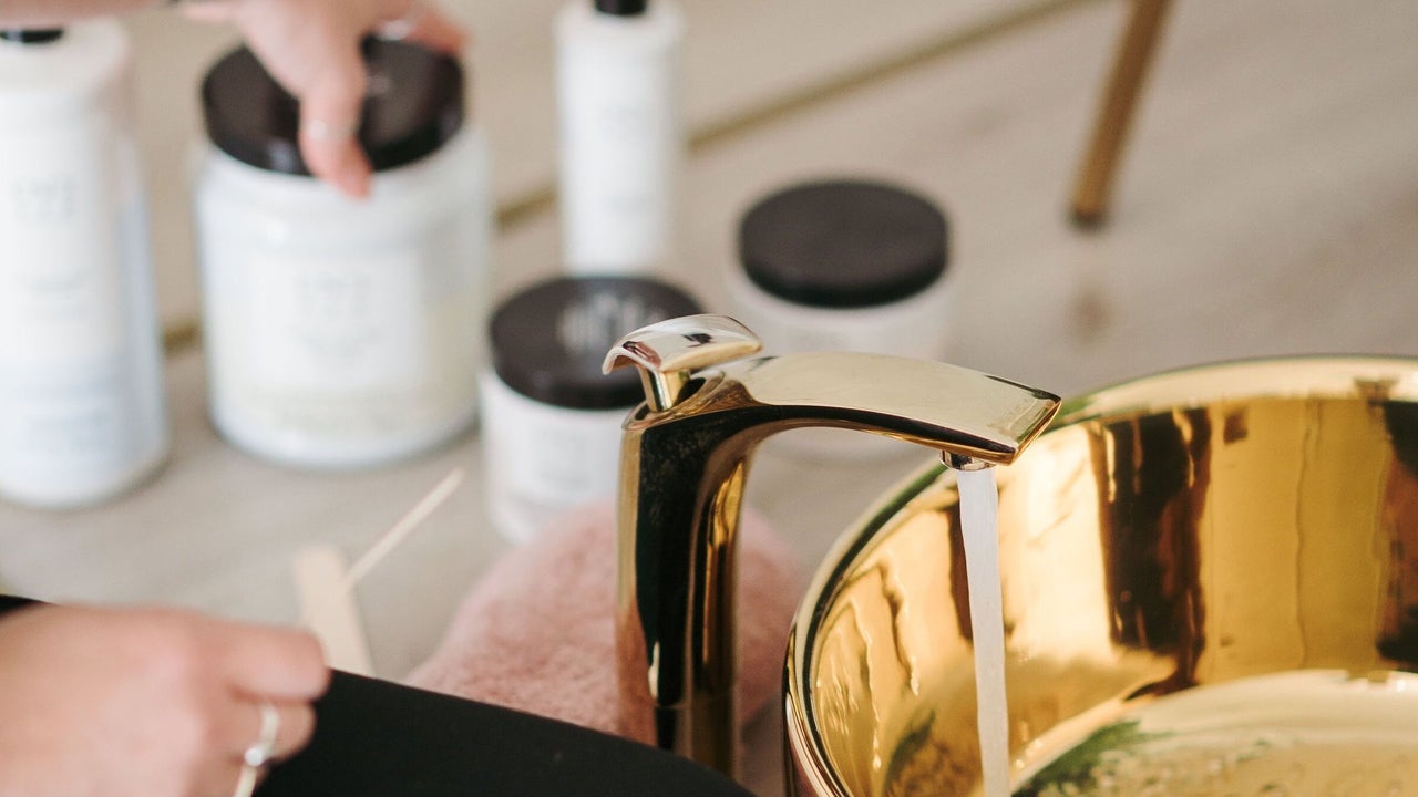 e7546a85-5c1b-4ec7-80f2-79e2d2b439d5-narellebeauty-gb-england-castleford-castleford-fresha-7359923