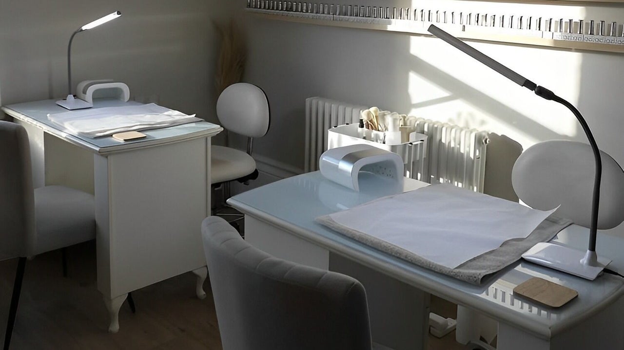 e772d24c-191e-4c0e-9160-b7ac9814d76b-purebeautyskincareroos-gb-england-roos-fresha-8529437