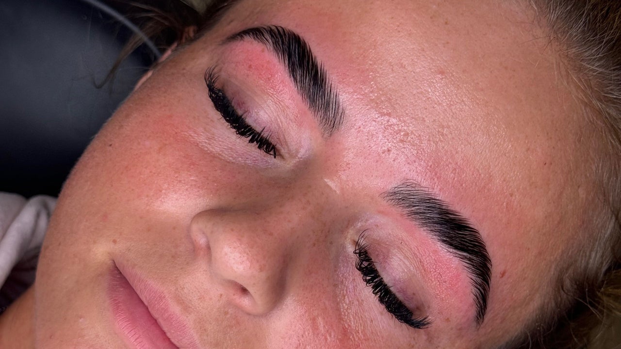 e880fc11-ac67-4c5b-b5ec-2b279ea01ae6-beabrowed-gb-england-brighouse-bailiffbridge-fresha-9577954