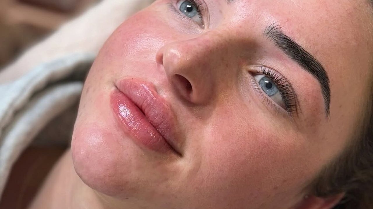 e8c2386b-0ee2-4d4d-9f80-169cd5c98743-louslab-gb-england-tonbridge-fresha-6057733