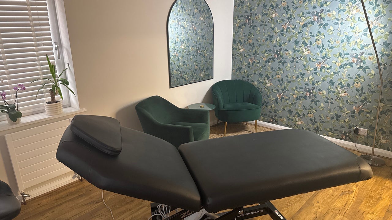 e99aaa10-3bcf-4099-b7bf-8060226af8de-queenbeewaxingstudio-gb-england-marlow-fresha-4272976