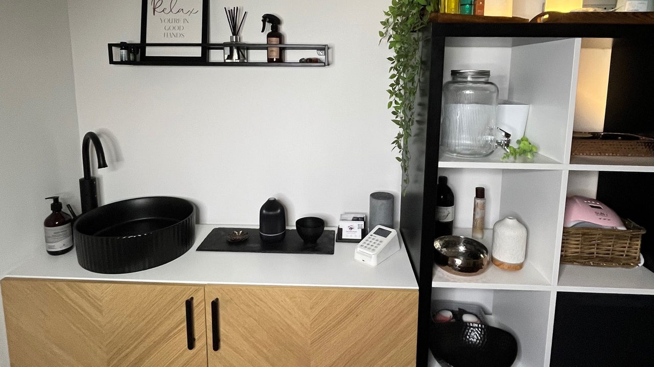 e9acbf2f-14ad-4fa7-bfaa-4b612e67fc40-lashamourbeautymassage-gb-england-aldershot-hampshire-fresha-7640758