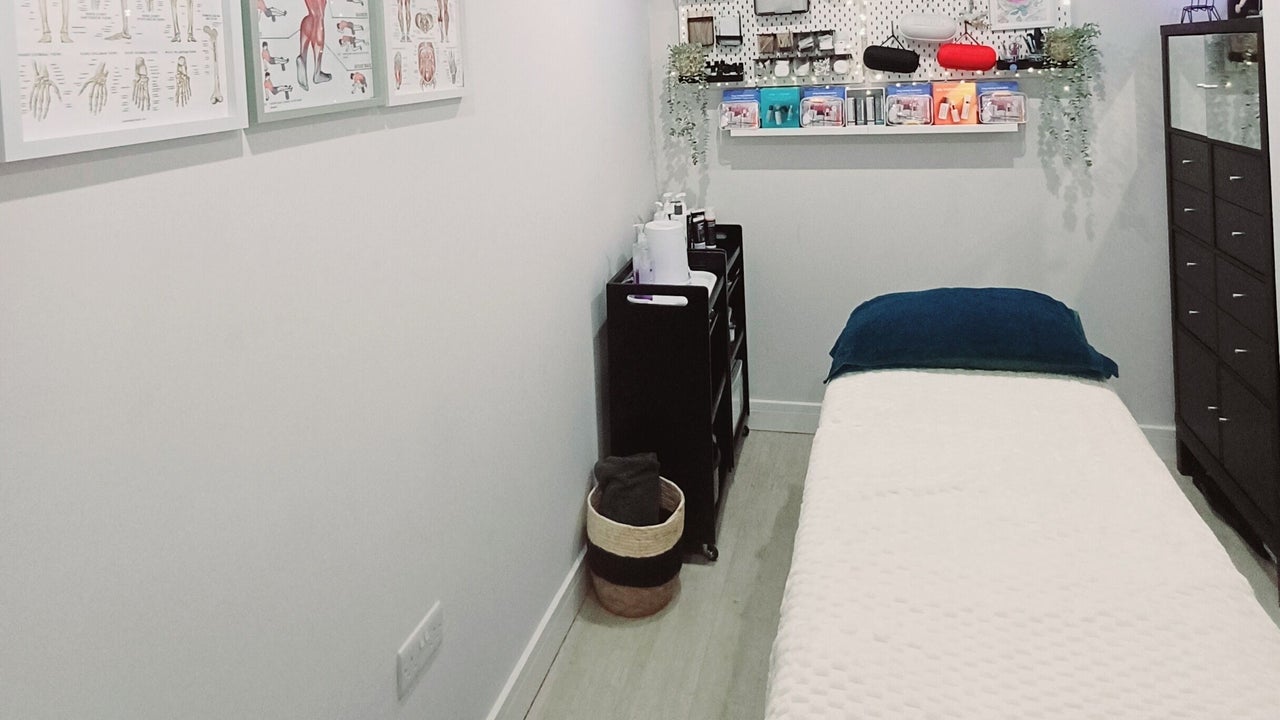 ead41251-6b39-4f7a-99ec-0956d4a79806-fpmassagetherapist-gb-england-chesterfield-northwingfield-fresha-1252933