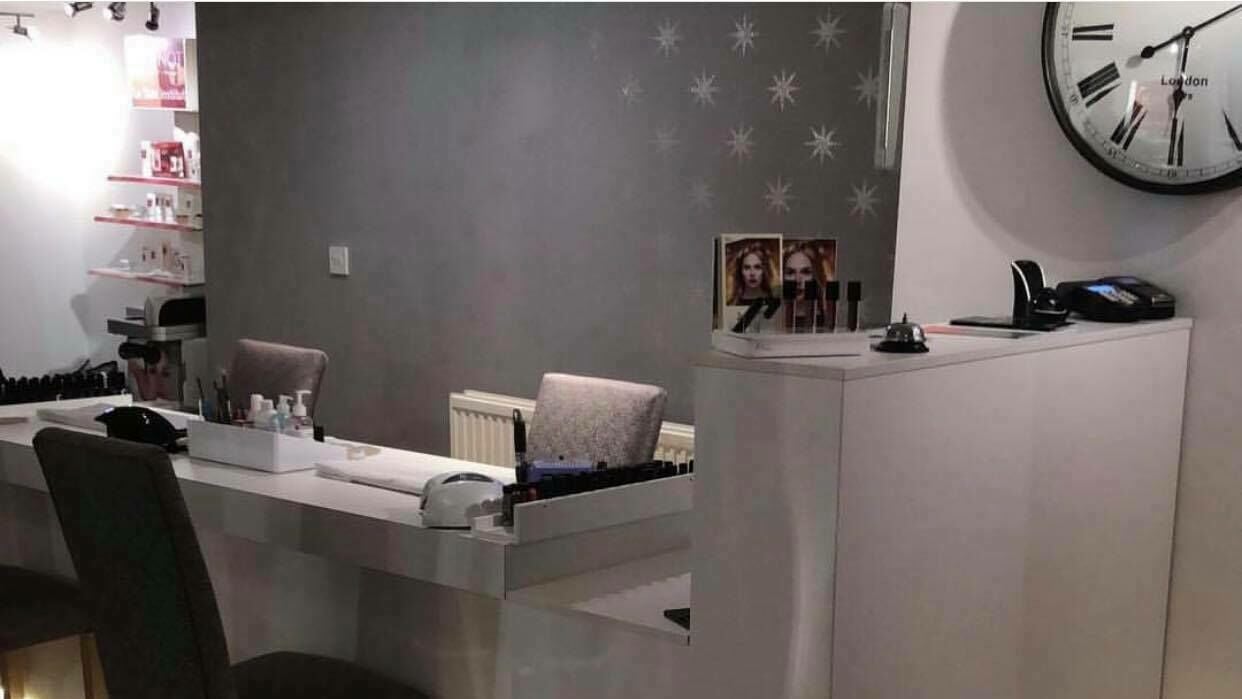 eb849bb0-17b4-46fc-957d-6ca807165c44-9260323