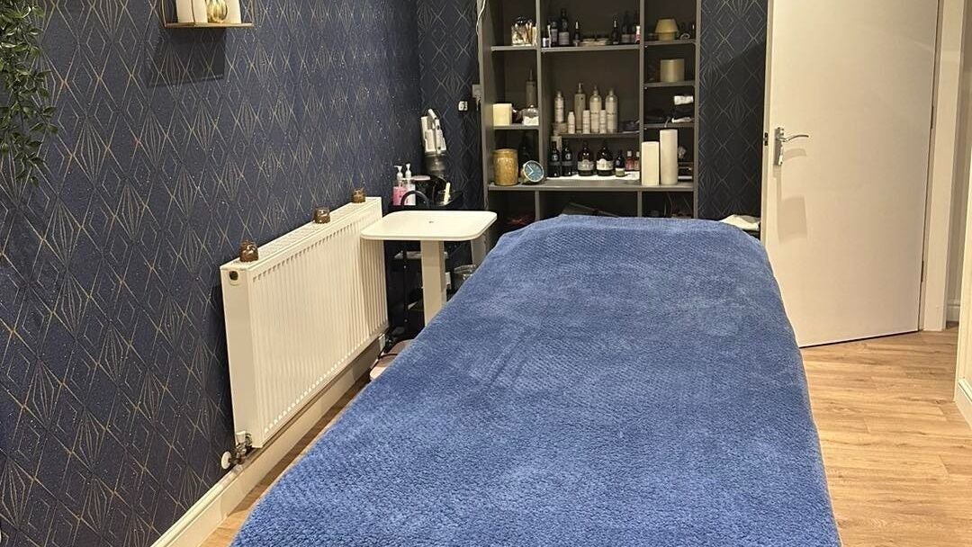 ec3a7d2f-03af-4739-8a11-2f32644e92d4-holmebeautyearcare-gb-england-holme-on-spalding-moor-fresha-8841582