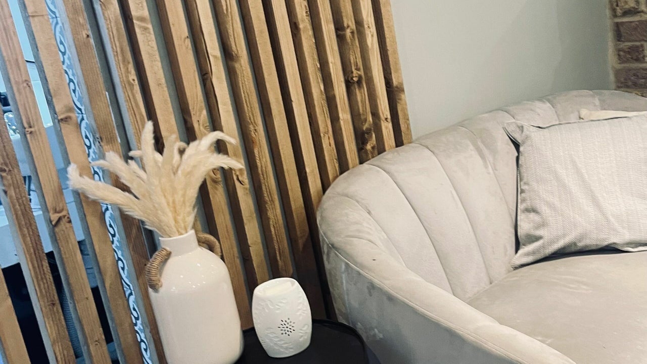 ec61c9a3-b14c-4516-aae7-e0d8f84a1989-4926229