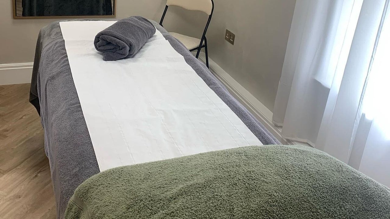 ec667cac-9cde-446f-880b-a9913a3b073c-rejeneratebodyclinic-gb-england-worsley-fresha-1694439