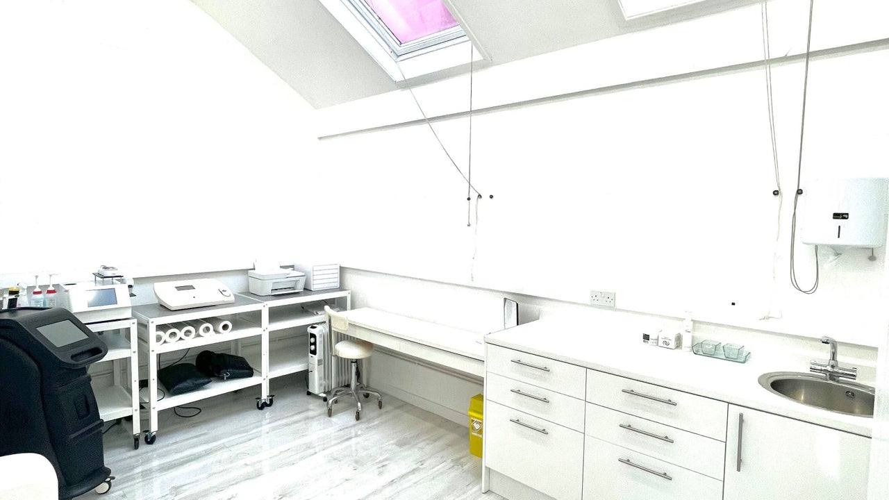 ed125f38-fc9e-4f71-946b-bc1e1e5f9766-triggsandjamesaesthetics-gb-wales-swansea-fresha-4276020