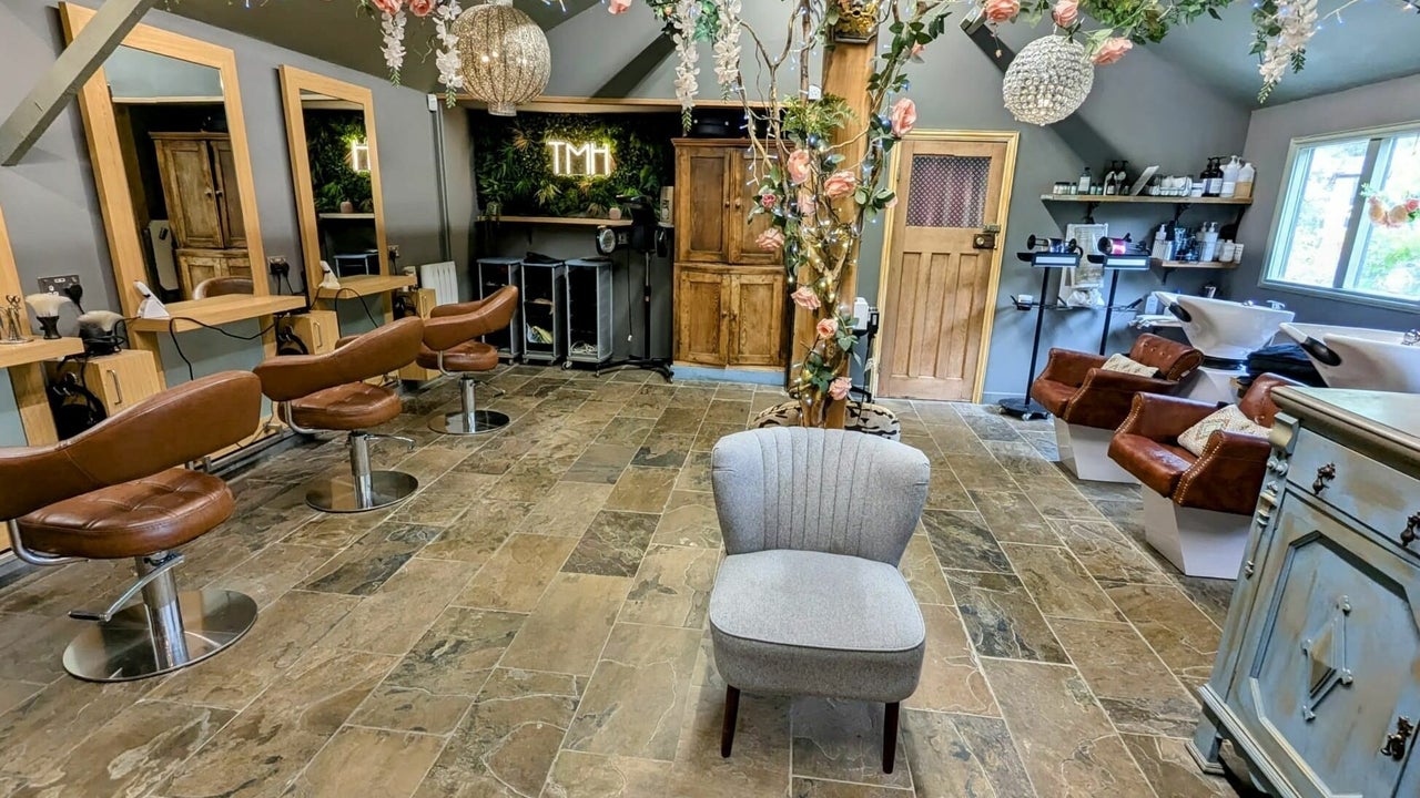 ed988356-b88c-4068-bc03-f774507fc4fe-themanehouse-gb-england-biddenden-fresha-4862008