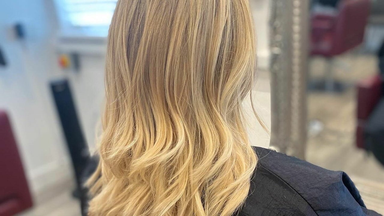 ee6276dc-7bd3-4cc9-99a9-ed8af4c48009-kymshairstyling-gb-england-gaddesdenrow-clementsendroad-fresha-6656757