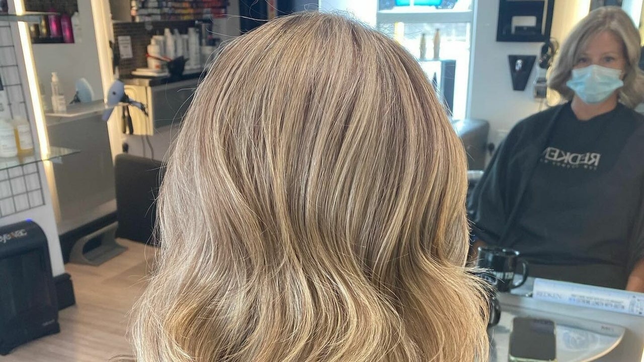 ee74e4b5-a6a3-43da-85ca-3965c50e58af-3828886