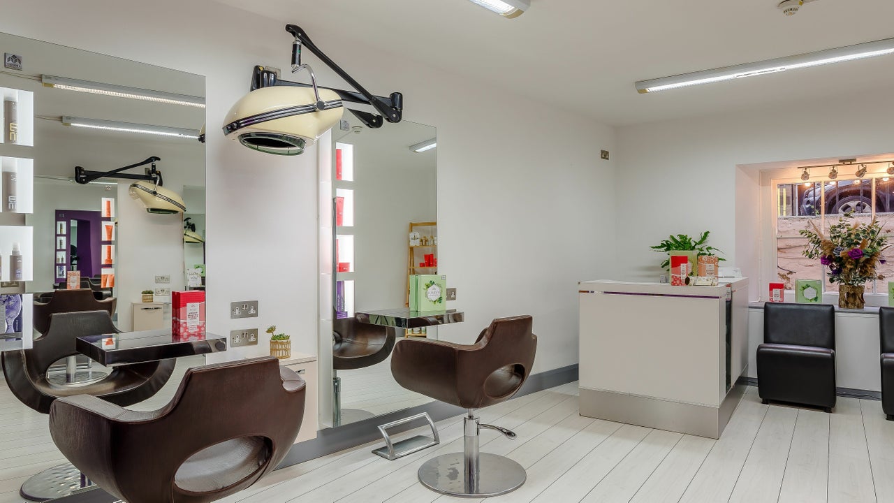 ee767cda-2815-4954-a769-e6876a57081a-9223104