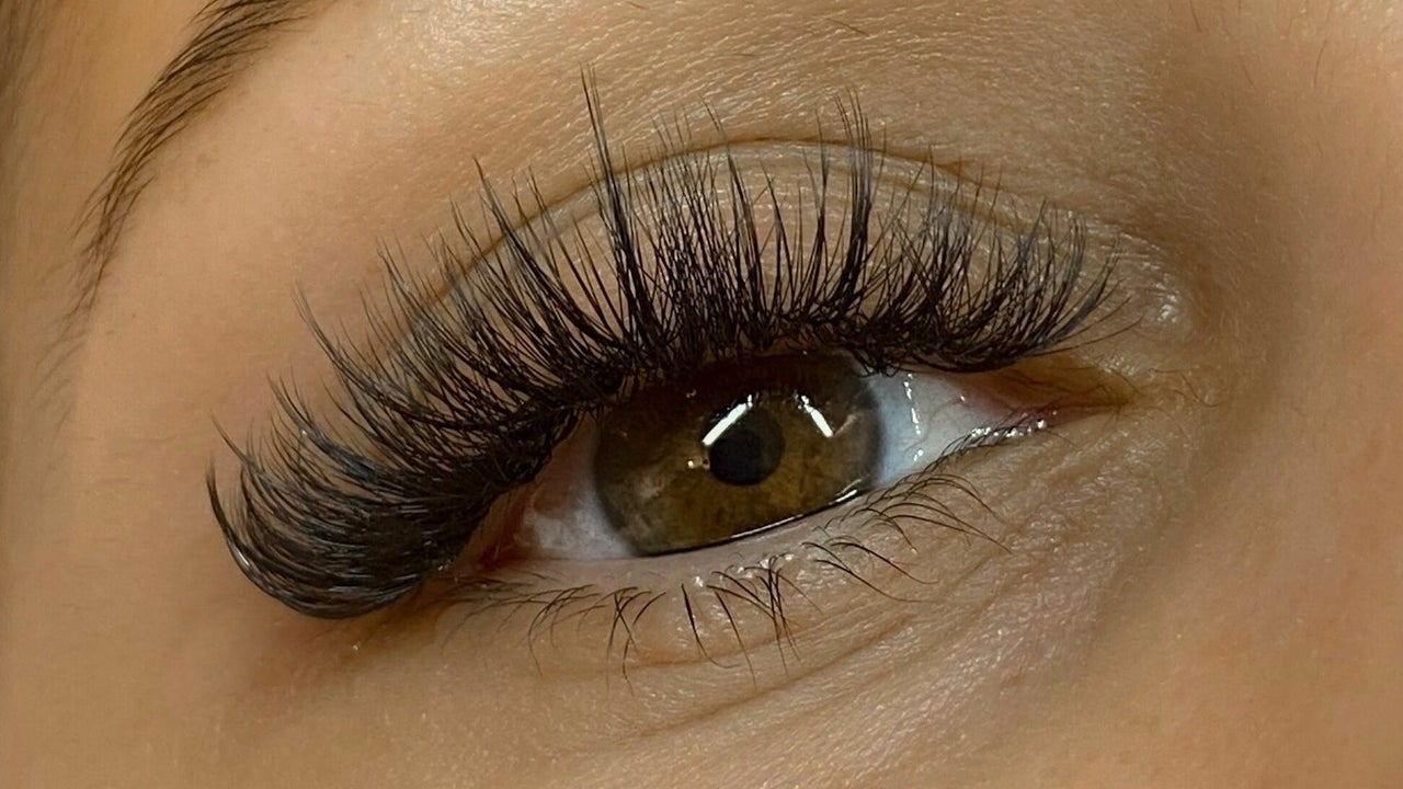 eef1a0b1-89bd-4536-b73c-f4435b04560a-lashhuttunbridgewells-gb-england-royaltunbridgewells-fresha-6832166