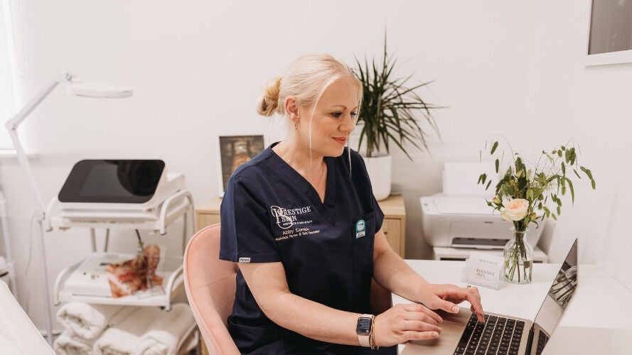 ef35e79b-9921-4704-9f05-4098e1229b1e-prestigeskin-gb-england-drydrayton-scotlandroad-fresha-2746023