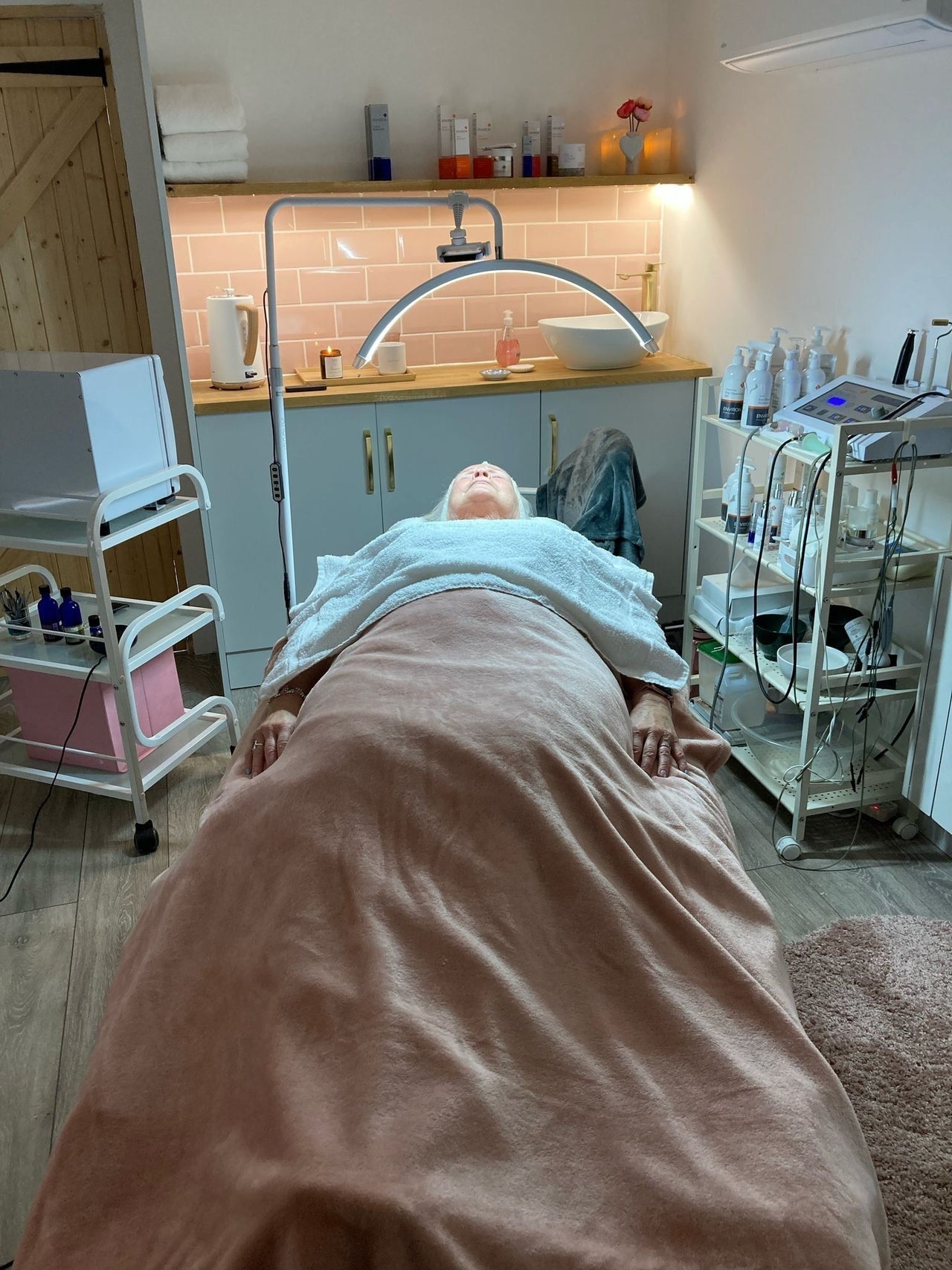 f00847d0-b467-4142-ac03-89ddc081ff69-theskinandbeautystudio-gb-england-beaconsfield-fresha-7967198