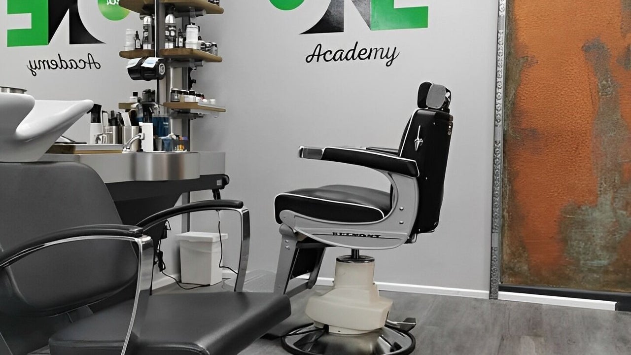 f08643da-8f5c-4658-b4ef-9b4afb162a46-no1barbersno1hairclinic-gb-wales-newport-gwent-fresha-3685305