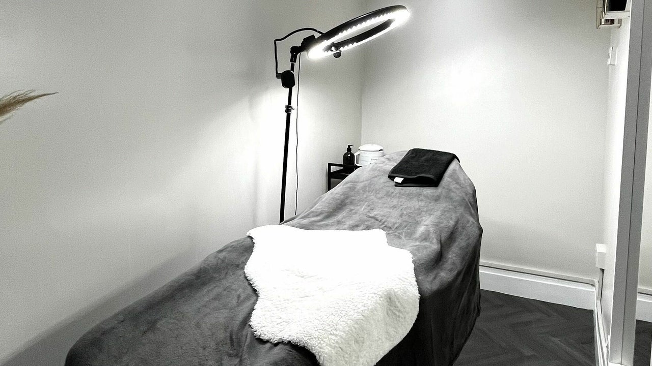 f09034b1-5c84-417f-b71a-6241492c5554-bombshellbeautylounge-gb-england-stockport-fresha-6095046