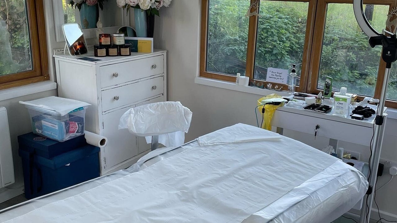 f112b72e-c95f-4d1c-abe8-abba72f18ede-rachaellocopermanentmakeup-paramedicaltattooing-finelinetattoo-salineremoval-scarstretchmarkimprovement-gb-england-dorchester-fresha-9706476