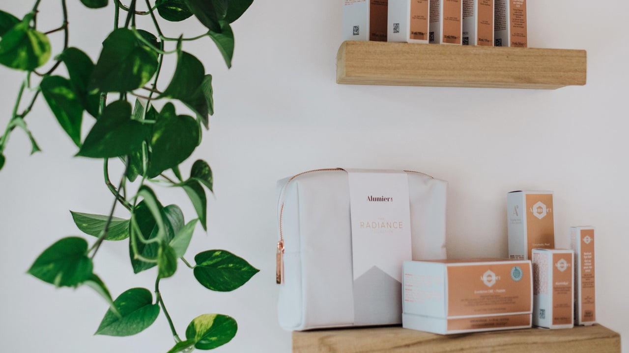 f1f161c1-1b08-4976-97a7-2721f29623dd-skinglo-gb-england-stamford-fresha-6704290