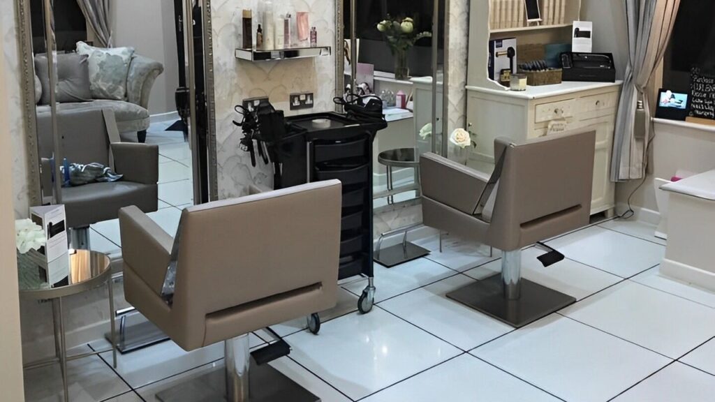 f28df20b-c4df-4225-8f60-263ae2135581-brookshairbeauty-gb-england-clayton-fresha-9307962