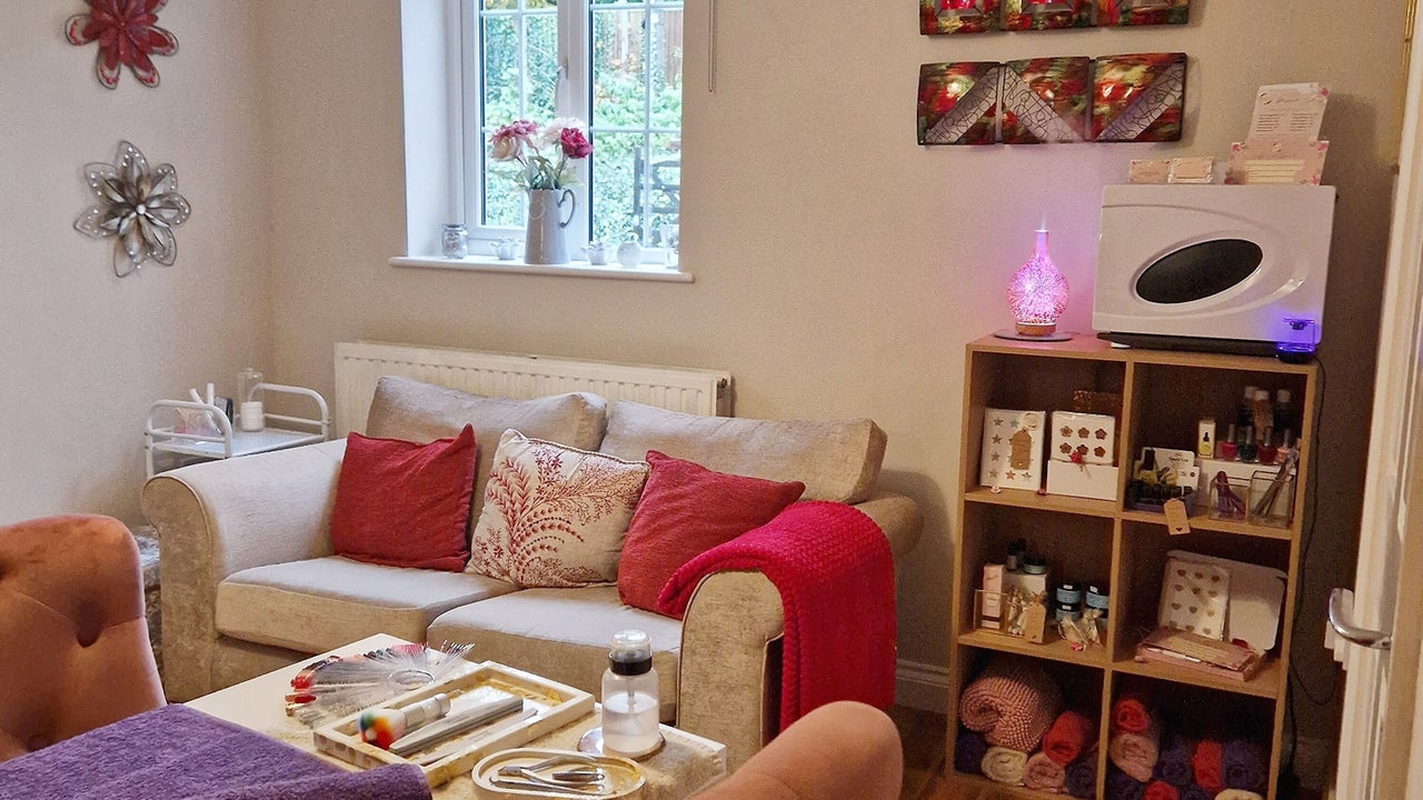 f29856e8-e816-4176-8fda-978453d1b7bd-radiantrosebeautyroom-gb-england-salisbury-fresha-4094546