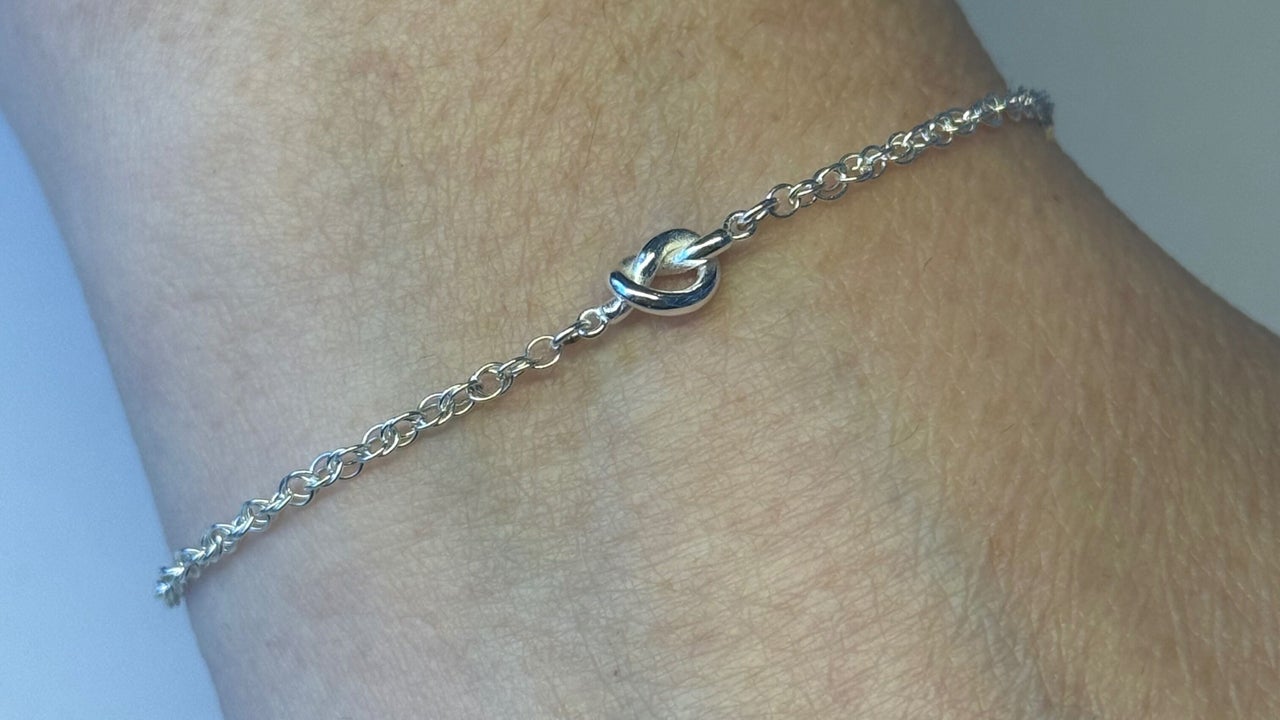 f2b34d78-c6da-4f8e-bb7e-c1d6252e7b2a-radianceshetland-gb-scotland-lerwick-fresha-2134713