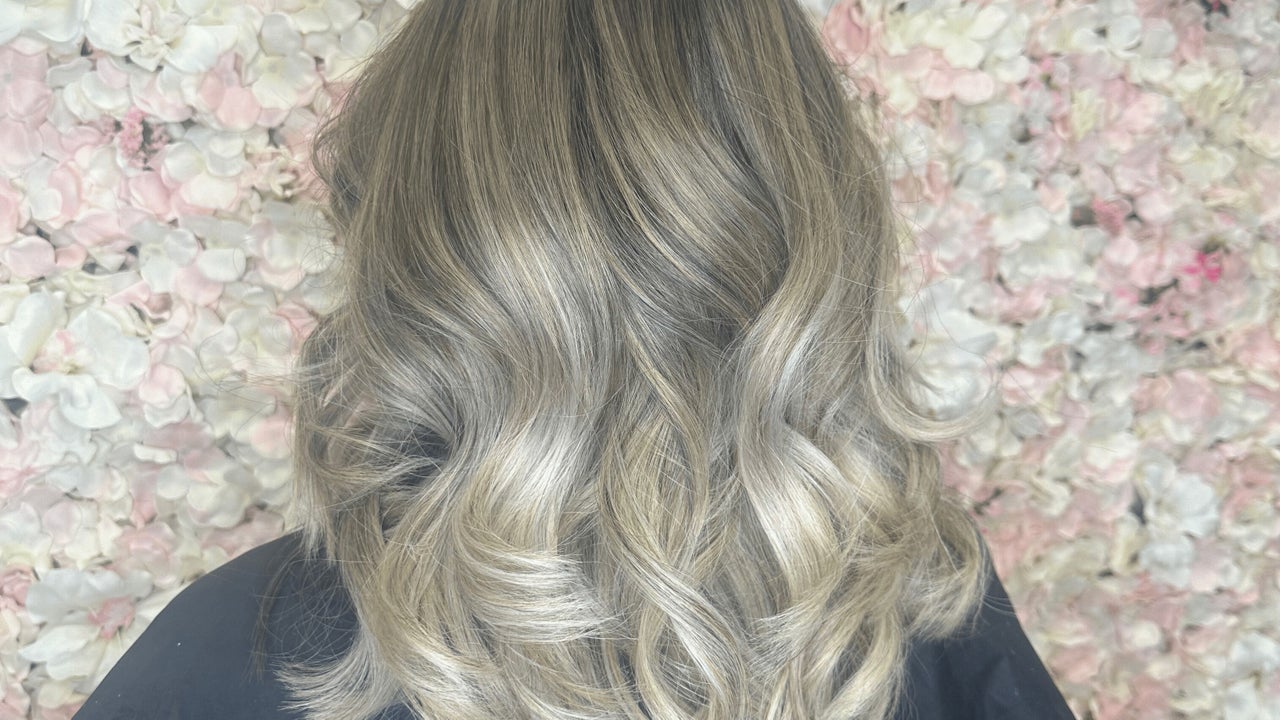 f2fa8e90-849b-4241-8d44-a98ab9ee2cbb-medlockshairdesign-gb-england-wakefield-fresha-9106479