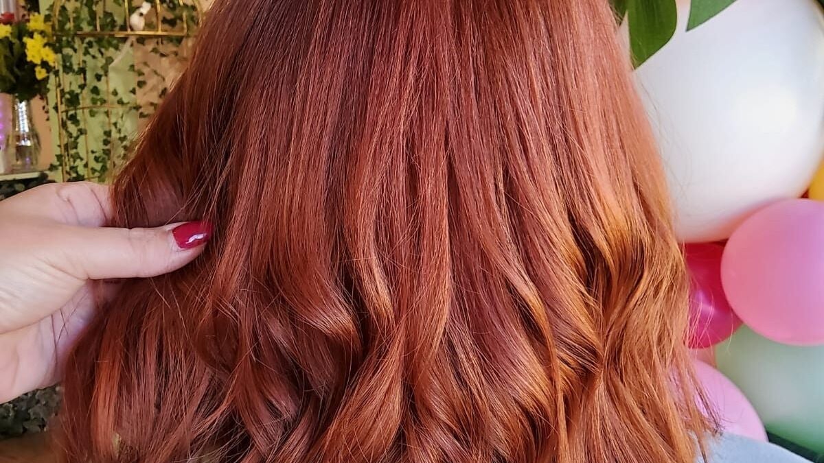 f3e10a57-6e8f-4dae-b4b3-0575da97945a-katedarby-hairdesigner-gb-england-stoke-on-trent-dresden-fresha-1817502