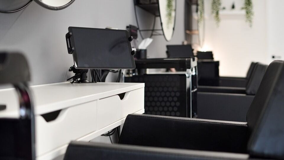 f4934c47-2627-43d5-b15c-8d9982b84611-perfectedhairandbeautystudio-gb-england-berkeley-fresha-2047490