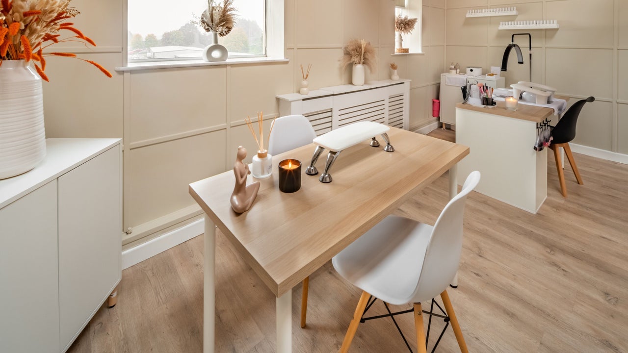 f5006855-bcef-4747-806f-b45fabe53d04-breespiveycosmetics-gb-england-exeter-sowtonindustrialestate-fresha-9733803