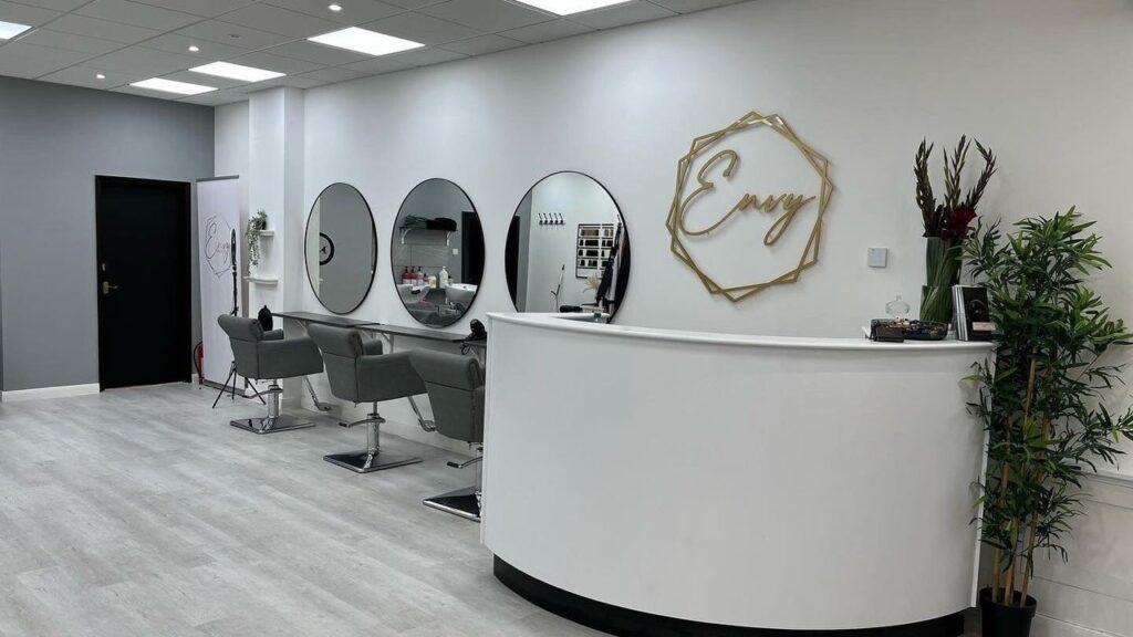 f52aaeab-552f-4016-9609-4d7d8bf71464-envyhairandextensions-gb-england-eastbourne-fresha-5253471