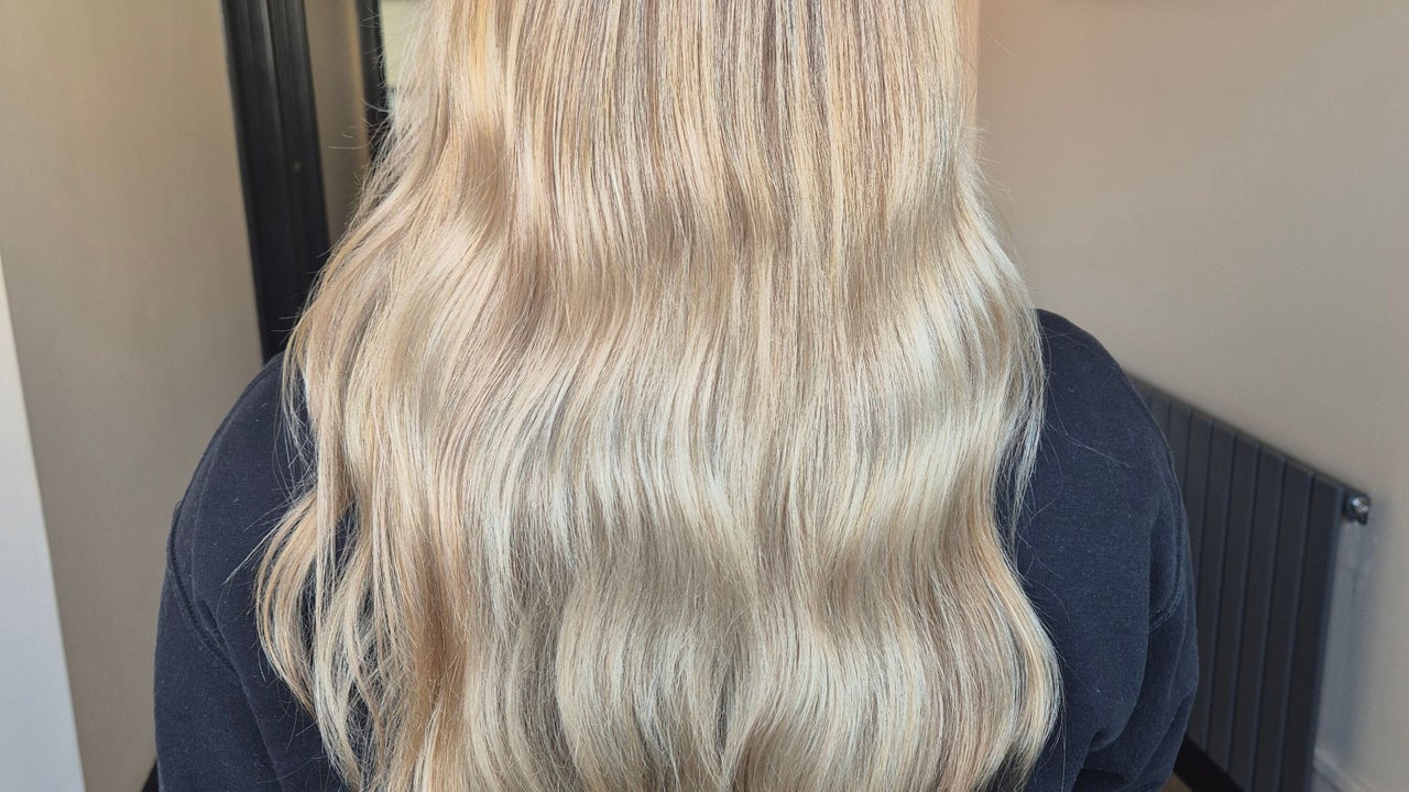 f62dd7ce-fcfc-478e-81bf-3545dc4d8e89-brushedsalon-gb-wales-penarth-fresha-1471813