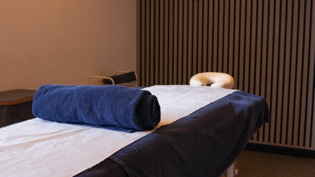 f64362fc-ab94-48a0-b853-befb55146915-syn-energysportsmassage-gb-england-horwich-fresha-5824196