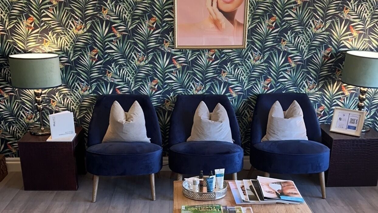 f678232d-80d6-41ea-aff6-159bcc6c1958-1586904