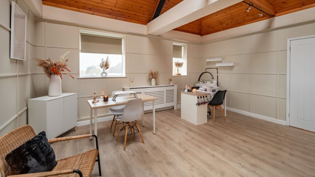 f68c39c5-b300-4488-b5c8-bc32c4e98c03-breespiveycosmetics-gb-england-exeter-sowtonindustrialestate-fresha-3898181