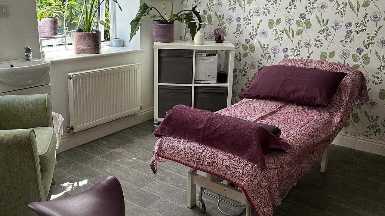 f6d15cf8-5704-4ded-8ad1-b743c7922690-kayeboothreflexology-gb-england-ripley-butterley-fresha-3990800