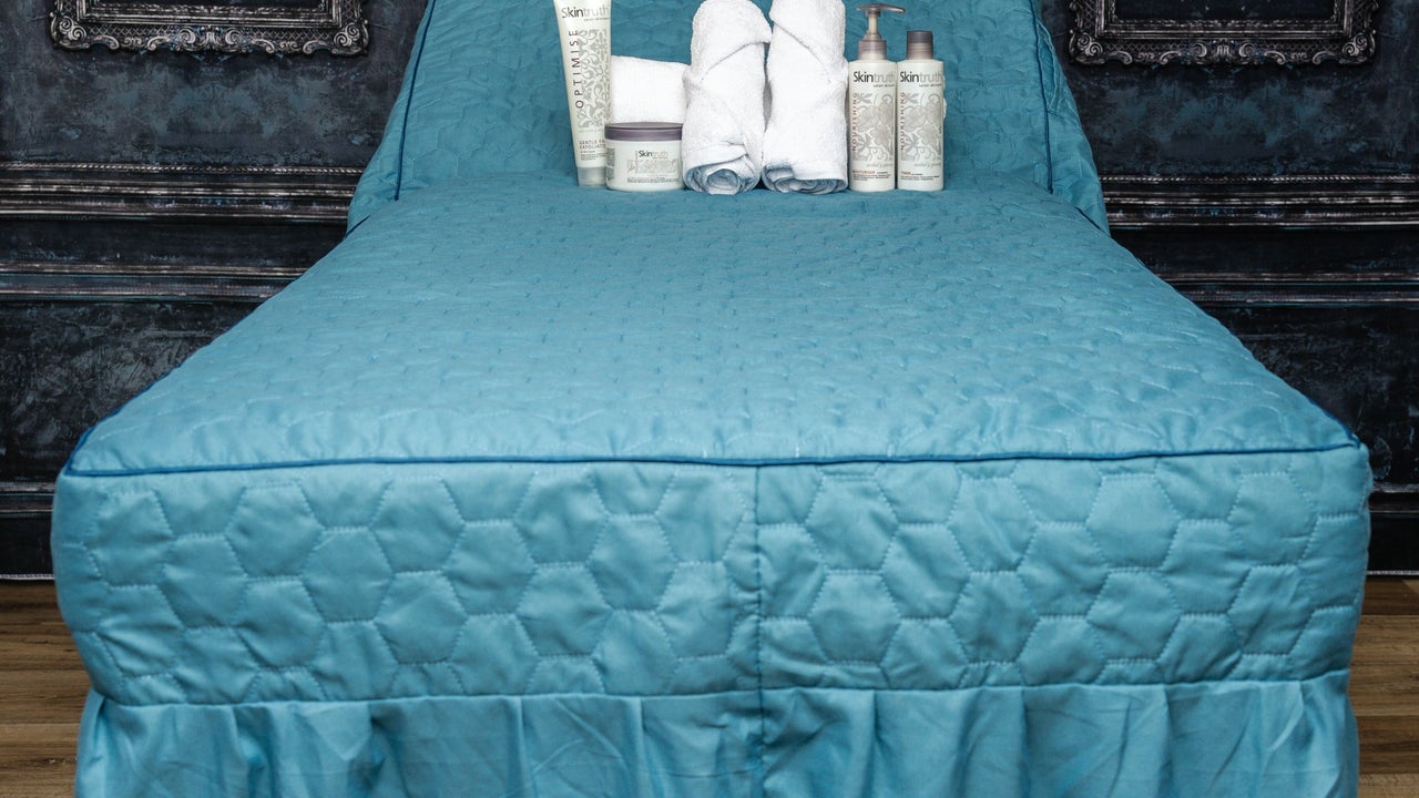 f8049d71-54bd-447e-9175-e73ef4c4d165-pinandposesalon-gb-england-plymouth-fresha-5658816