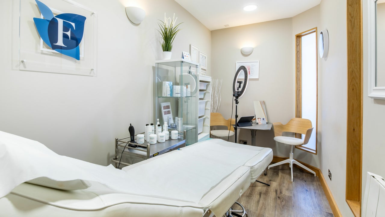 f82b4d77-0e5d-405a-823f-e26f5cec11b7-frontalisclinic-gb-england-portishead-fresha-8536775