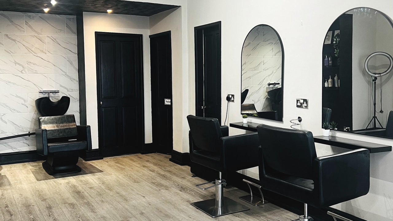 f82cc4c1-019a-4a68-b57f-4ccc033a1cc4-luciahair-gb-england-lostockhall-fresha-4549426