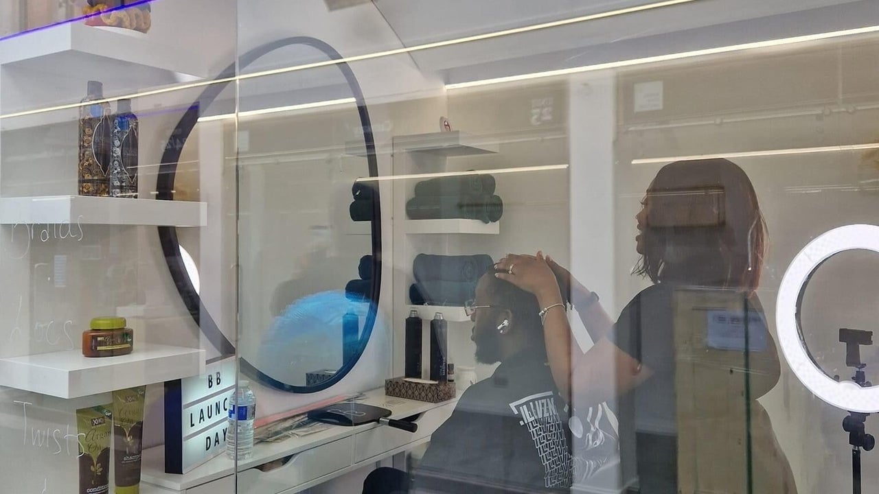 f99c555f-8977-41a1-a761-29881ae14c9b-2220206