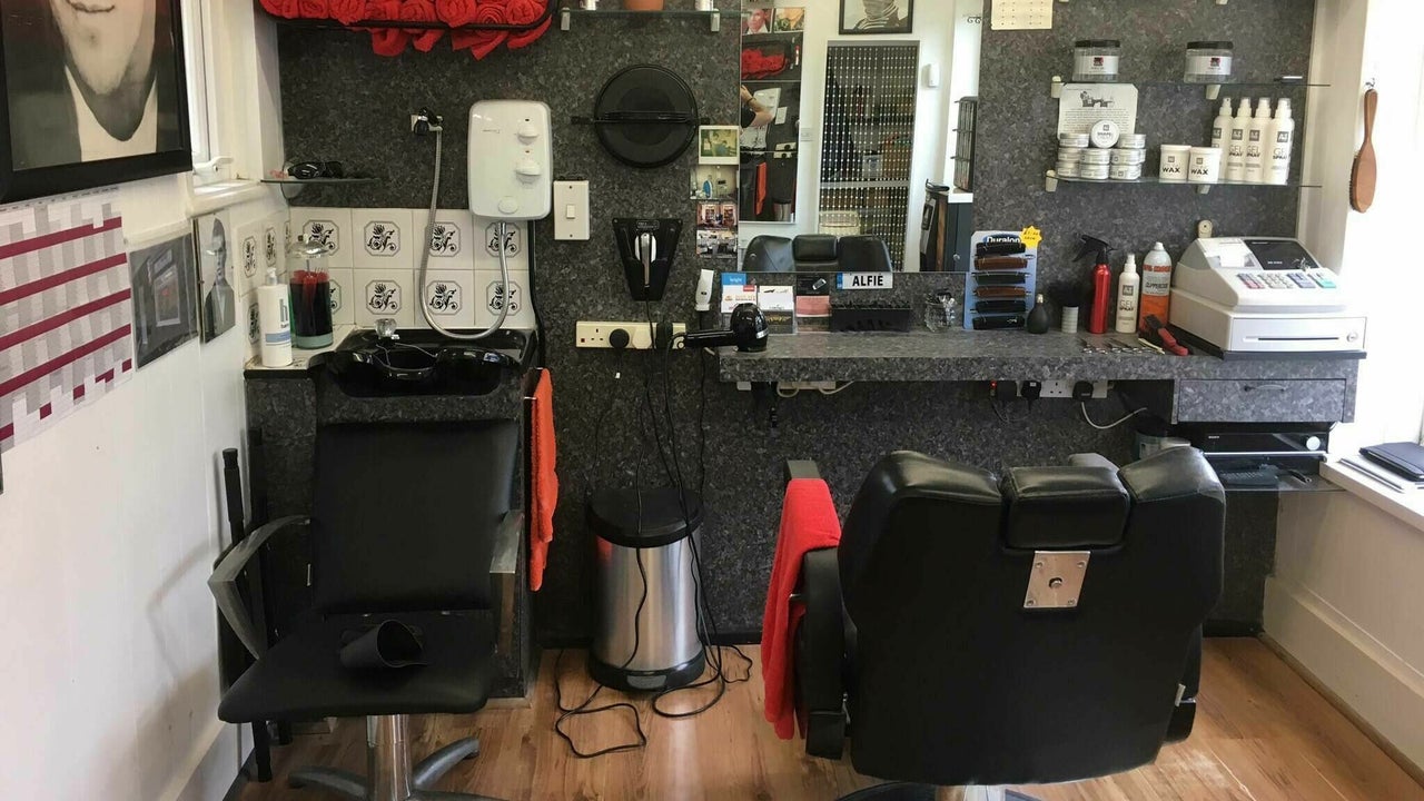 fb4adb2c-e3fd-4ce9-9f25-e6790e3aea63-5986433